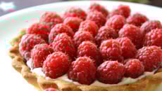 Tartelettes framboises et mascarpone (et choco bien planqué)