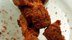 Petites brochettes d'agneau sauce satay