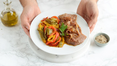 Bavette à l'échalote et sa salade de poivrons