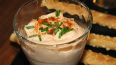 Verrine de mousse de saumon fumé à la vodka