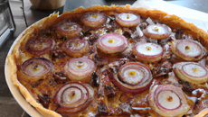 Tarte oignons-magrets