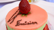 Fraisier revisité au chocolat et pistaches