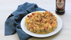 Gâteau bouquet de crêpes au rhum