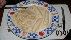 Quenelles en sauce blanche