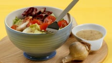 Vinaigrette à la moutarde à l'ancienne, à l'ail et au miel