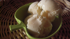 Glace à la vanille classique
