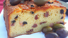 Cake olives & lardons