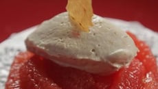 Sablé de pamplemousse confits, mousse aux dattes et caramel