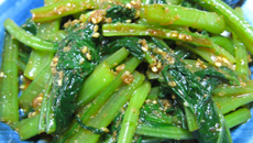 Namuru de Komatsuna ou d'épinards  - recette coréenne