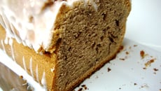 Cake au vin rouge et aux épices