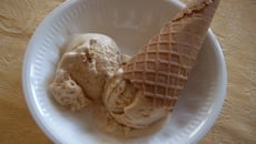 Crème Glacée à la Banane et sa confiture du lait