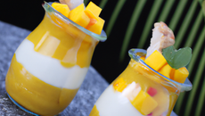 Verrine mangue coco et poulet au curry