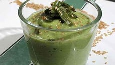 Velouté de courgettes au soja et au sésame