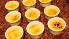 Crème brûlée à la vanille classique