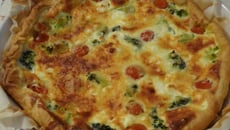 Tarte chévre-brocoli-tomates cerises