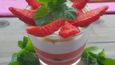 Verrine fraise-menthe
