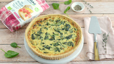 Quiche sans gluten aux épinards et à la crème d'amandes