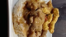 Poêlée de poulet satay (poulet au beurre de cacahouète)