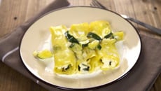 Cannellonis au Carré Frais et aux courgettes, sauce citronnée