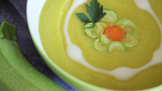 Velouté de courgettes léger et goûteux