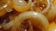 Oignons confits au miel