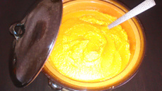 Purée de patates douces épicée