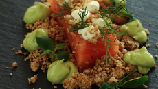 Cœur de saumon crumble de noisettes