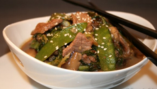 Agneau sauté aux légumes thaï