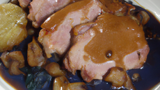Rôti de porc sauce bleu
