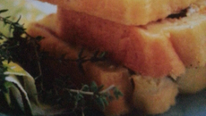 Cake aux figues et au jambon cru