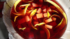 Vin aux feuilles de pêcher