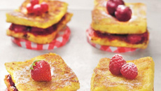 Pain perdu brioché aux fruits rouges