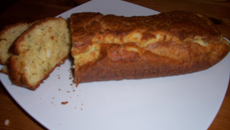 Cake au crabe et à la ciboulette