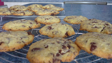 Maxi cookies aux pépites de chocolat