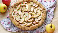 Tarte rustique aux pommes et noisettes
