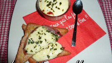 Œufs cocotte et tomates séchées