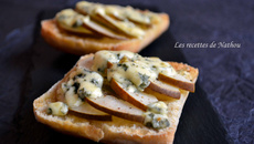 Ciabattas grillées aux poires et bleu d'Auvergne