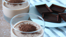 Mousse au chocolat et son sucre vanillé