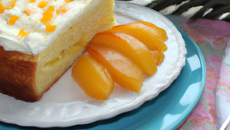 Gâteau au yaourt ananas et purée d'abricot