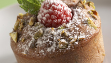 Cake avec Mon dessert de fraises, pistaches et menthe