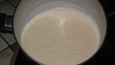 Sauce béchamel relevée à la moutarde