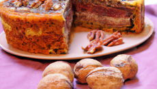 Cake aux noix et au magret séché