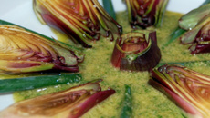 Artichauts crus, vinaigrette aux anchois