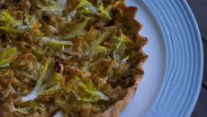Tarte automnale aux endives et roquefort
