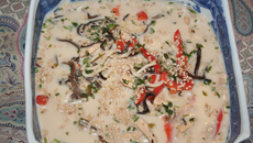 Soupe Thaï aux crevettes ou au poulet, au lait de coco