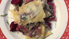 Torteglioni al radichio di Treviso i gorgonzola