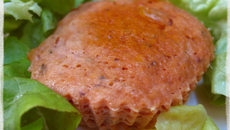 Petits flans tomate-basilic