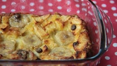 Clafoutis pomme, banane aux pépites de chocolat