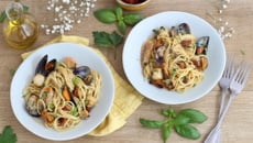 Spaghetti aux fruits de mer et sauce à l'anchoïade