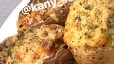 Pomme de terre farcie au four